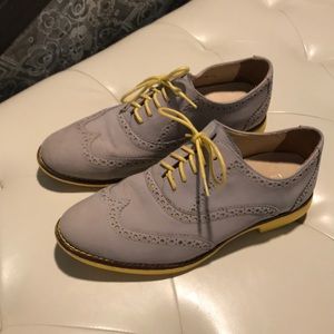 Cole Haan lace-up Ladies Size 6 with Nike Air